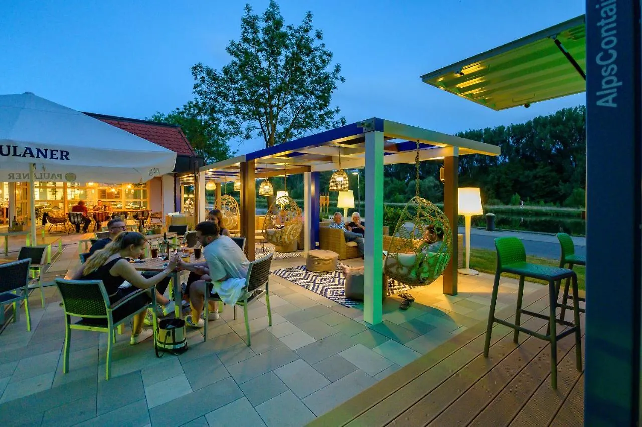 Hotel Ibis Styles Řezno 3*,  Německo