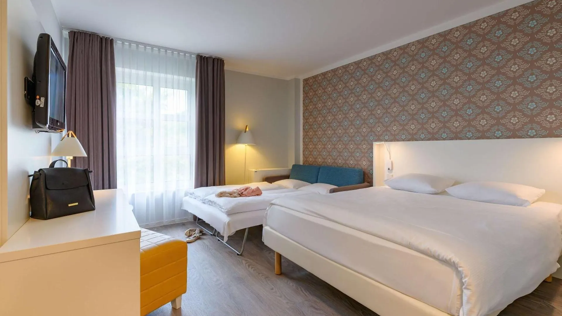 Hotel Ibis Styles Řezno 3*,  Německo