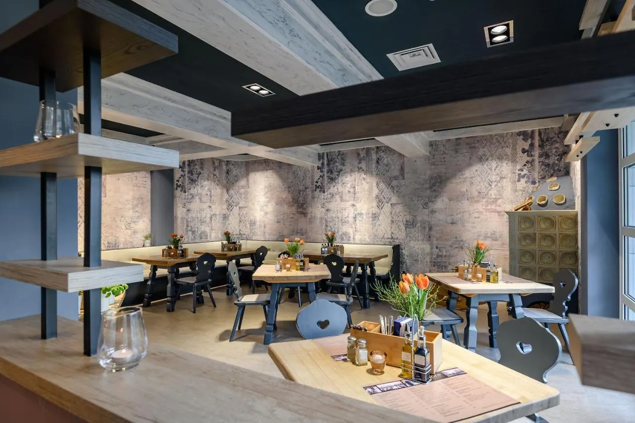Hotel Ibis Styles Regensburg 3*,  Deutschland
